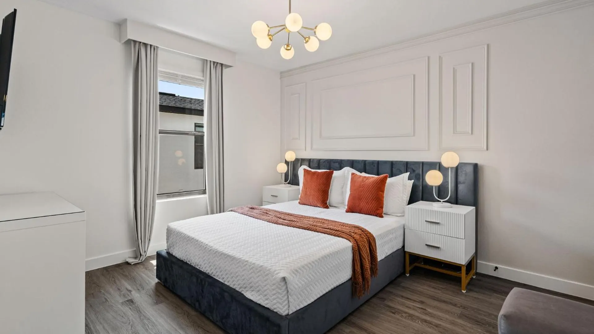 3 Bedrooms- 3 Bathooms- The Hub 3257 Ed Kissimmee