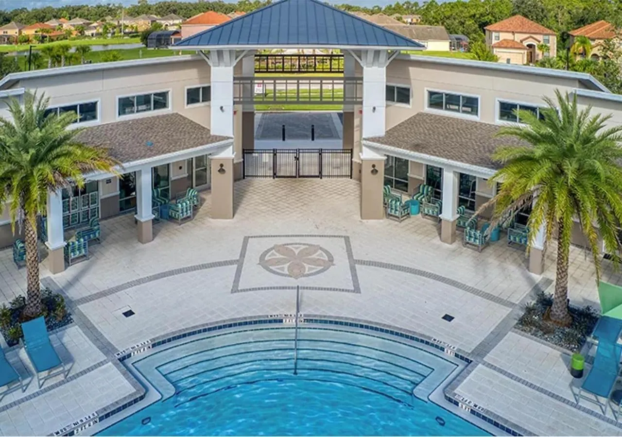 Luxury Family With Private Pool Hot Tub Cinema & Games Kissimmee
