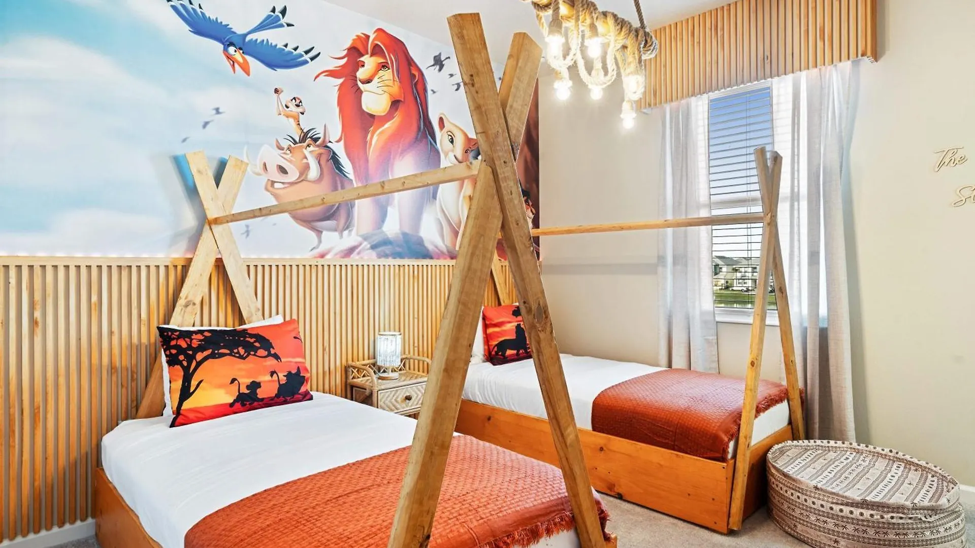 Luxury Family With Private Pool Hot Tub Cinema & Games Kissimmee