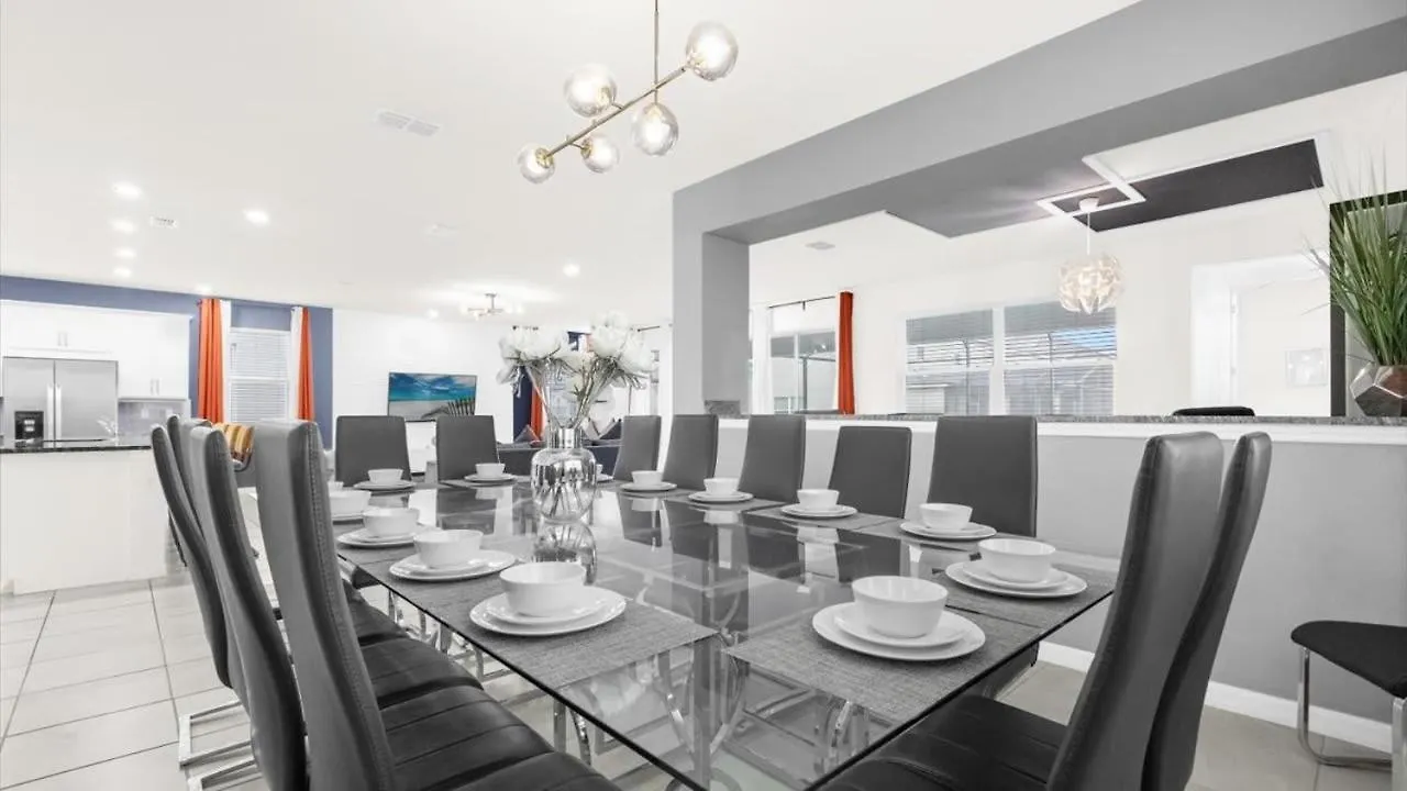 Majestic 9-bedroom Home: Luxury & Serenity Await *