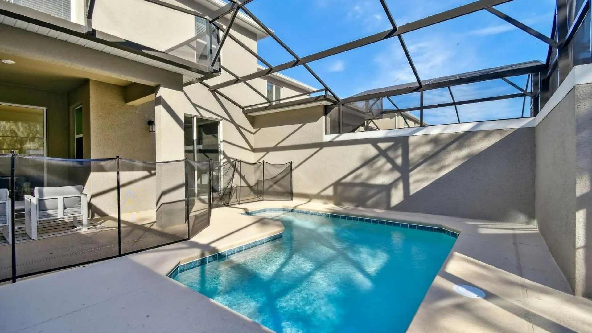 2493 Storey ☆ Piscina Privativa ☆cama King ☆4bd/3ba Holiday home *