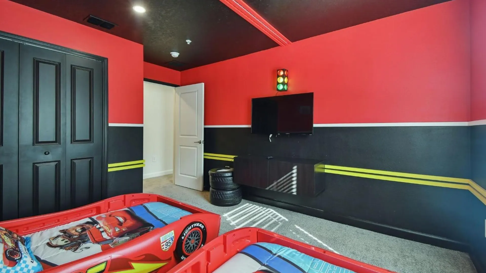 2493 Storey ☆ Piscina Privativa ☆cama King ☆4bd/3ba