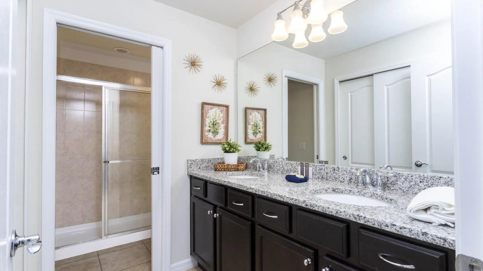 Windsor At Westside 305 By Holiday home