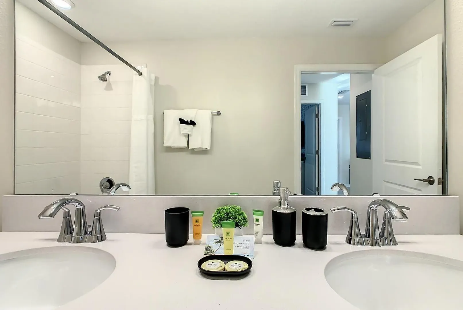- Storey 428 Apartment