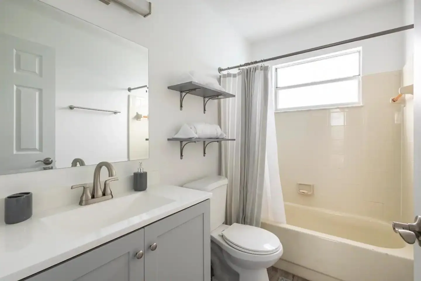 The Of Somerset Apartment