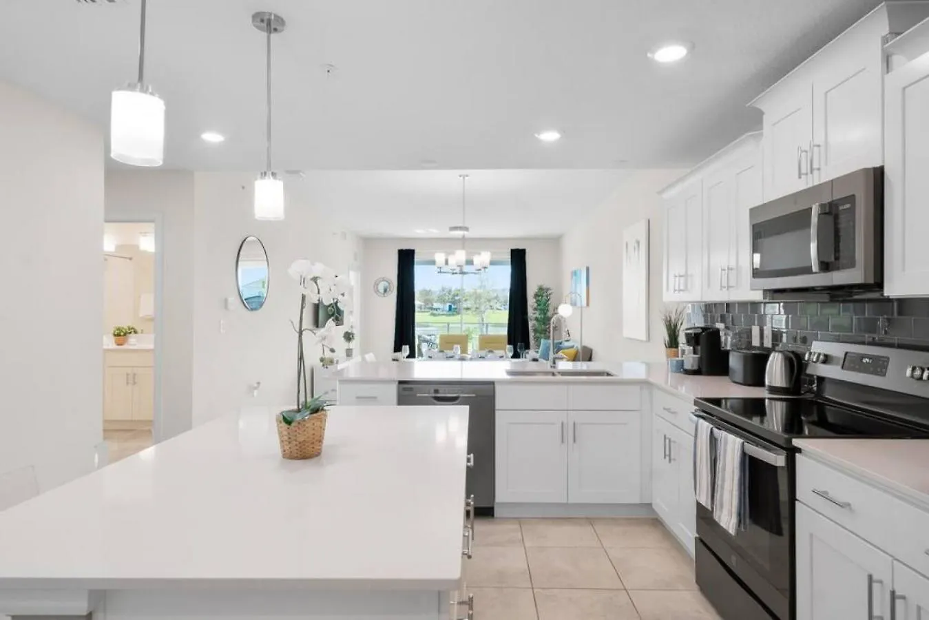 Modern Storey Orlando 3141-105 Apartment *