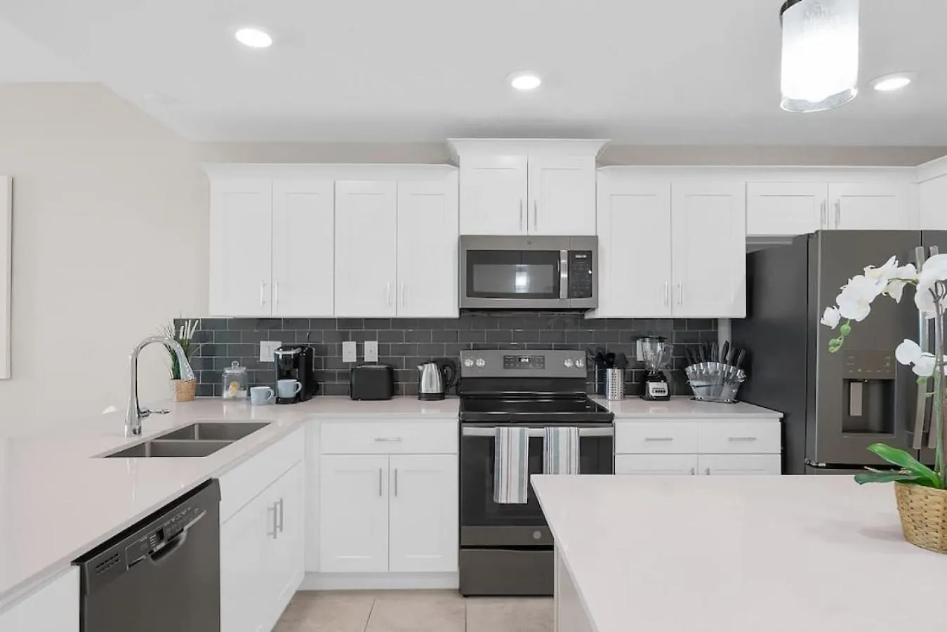 Apartment Modern Storey Orlando 3141-105 *