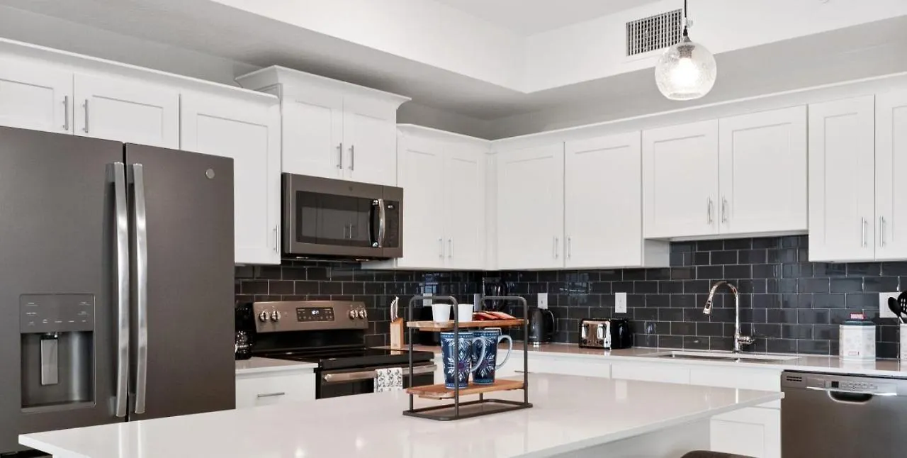 Brand New Lakeview Storey 3121-103 Apartment Kissimmee