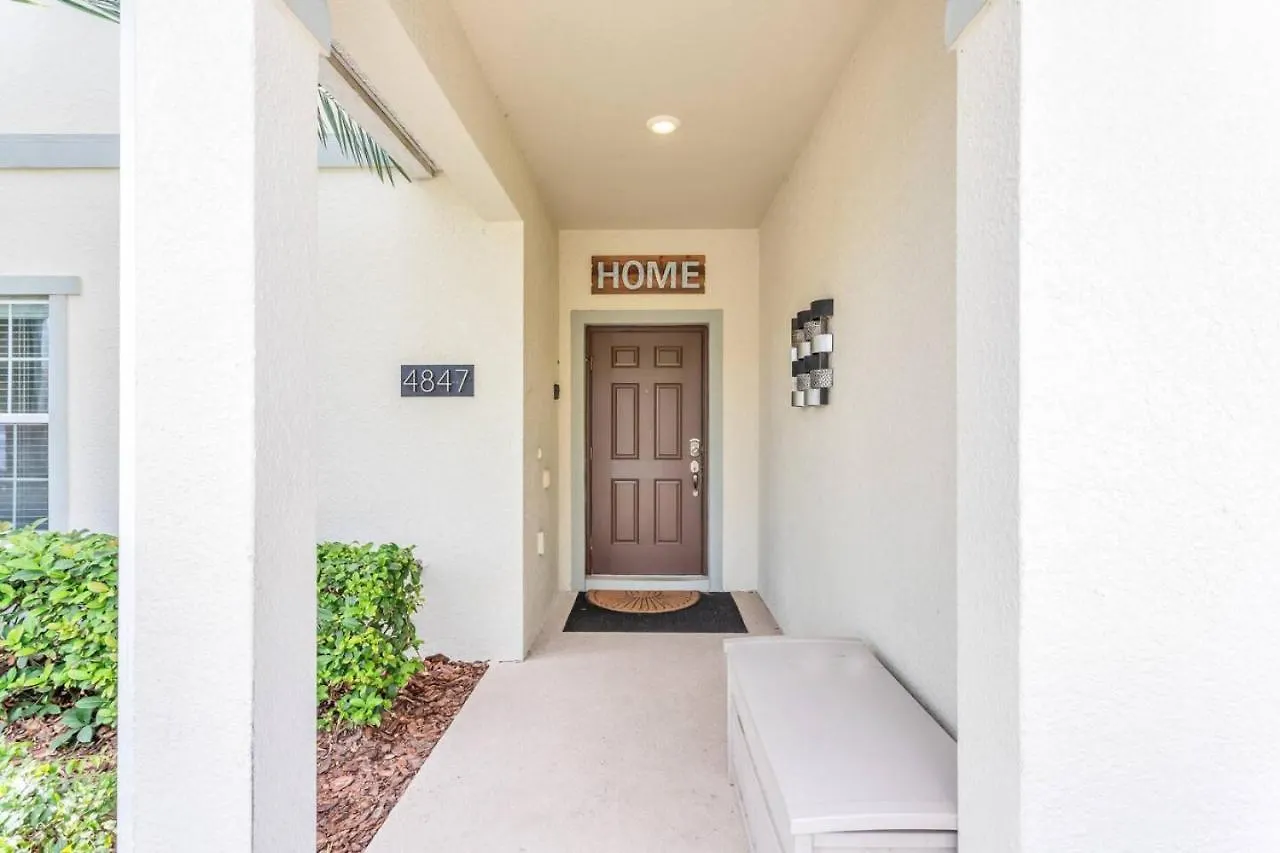 Storey Townhouse Near Orlando 4847