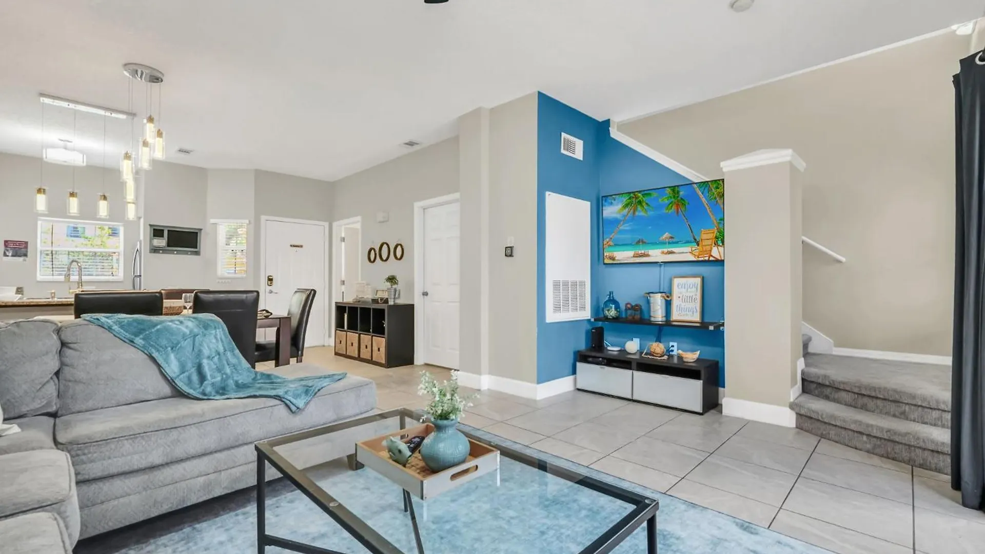 Family Oasis Cozy Retreat With Bunk Holiday home *