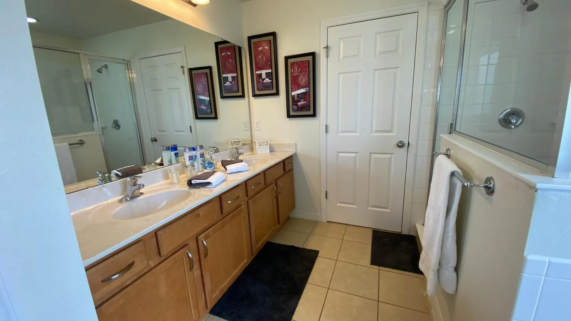 Elegant 4 Bedroom Getaway, Pvt Heated Pool, Spa, Game Room, Secure Gated Community-club House, Perfect Dream Vacation! *