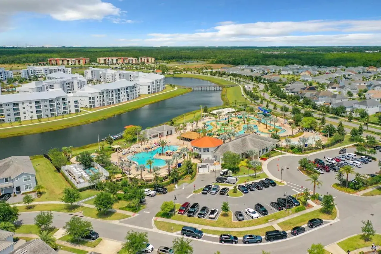 Bright And Modern 4br Home,pool,slides,by * Kissimmee