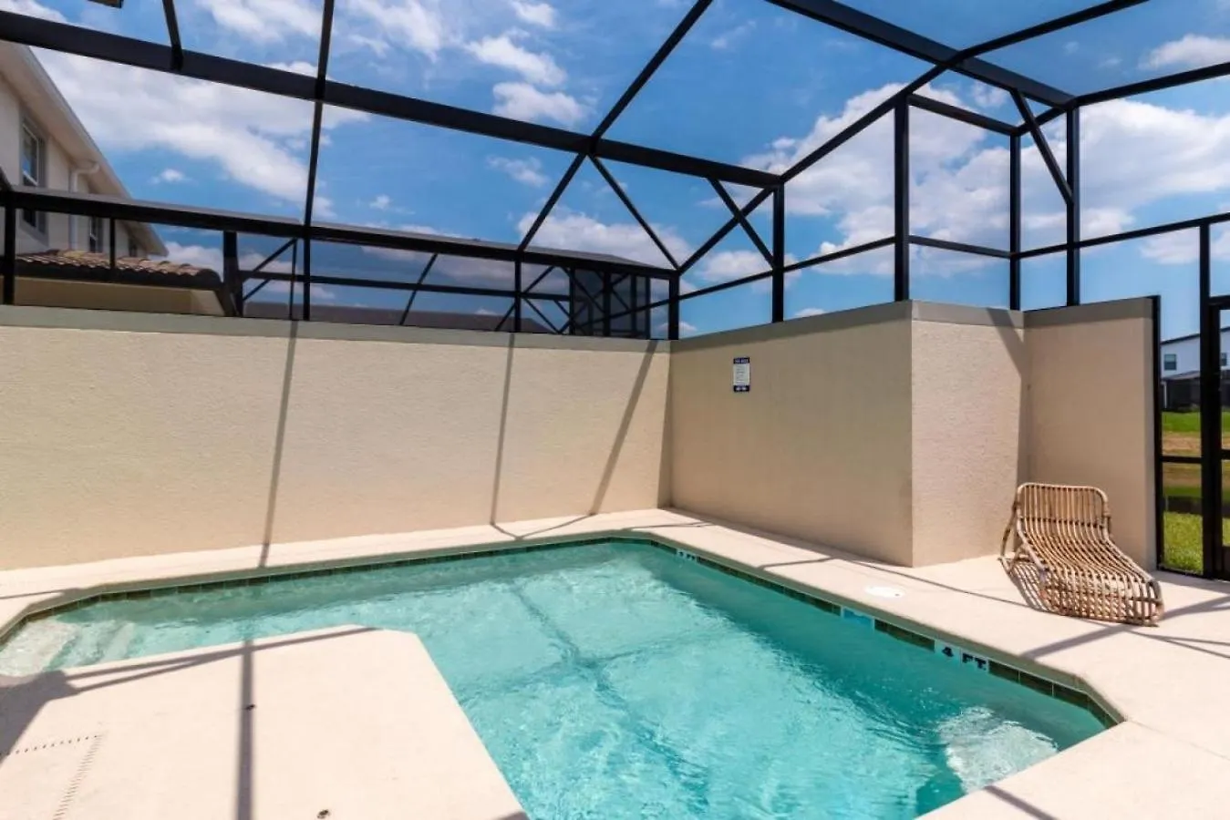 Bright And Modern 4br Home,pool,slides,by Holiday home Kissimmee