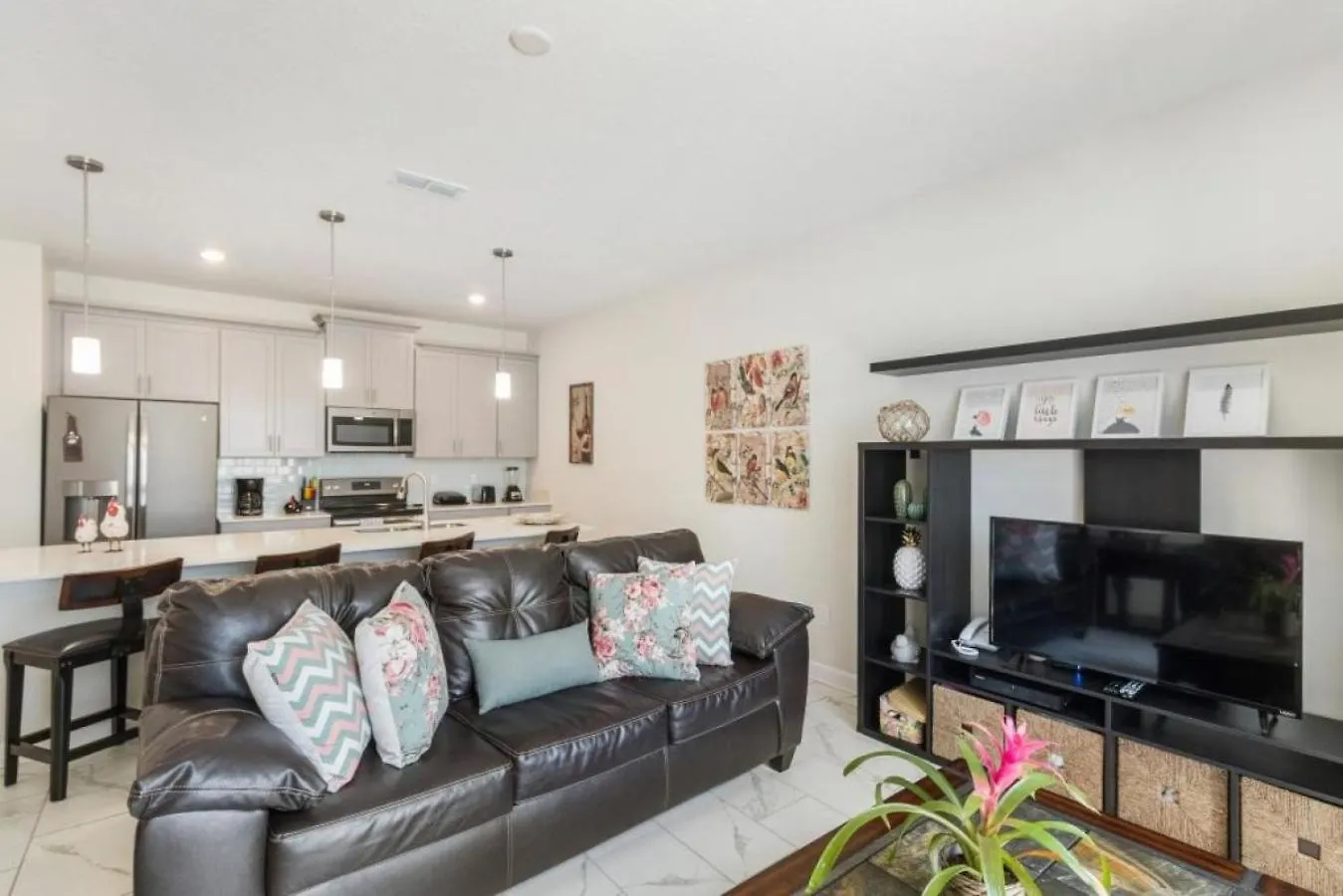 Bright And Modern 4br Home,pool,slides,by Holiday home Kissimmee