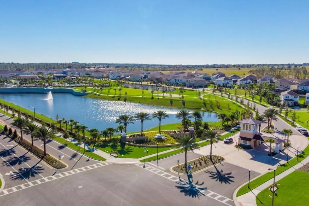 Holiday home 6 Bedrooms- 4,5 Bathrooms- Solara 1868 Tp Kissimmee