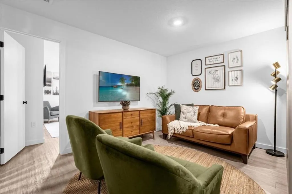 Сasa de vacaciones 3 Bedrooms- 3 Bathrooms- The Hub 3248 Tt *
