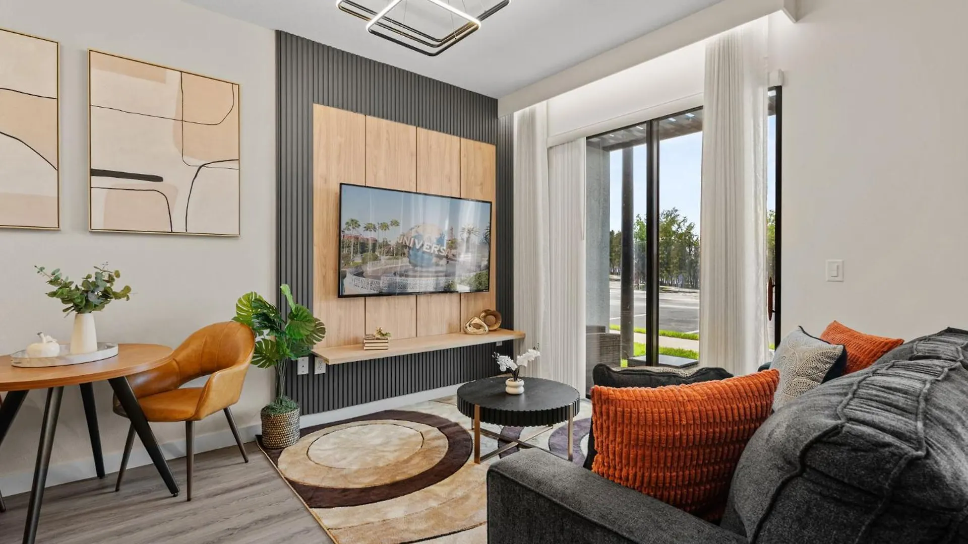 3 Bedrooms- 3 Bathooms- The Hub 3257 Ed * Kissimmee