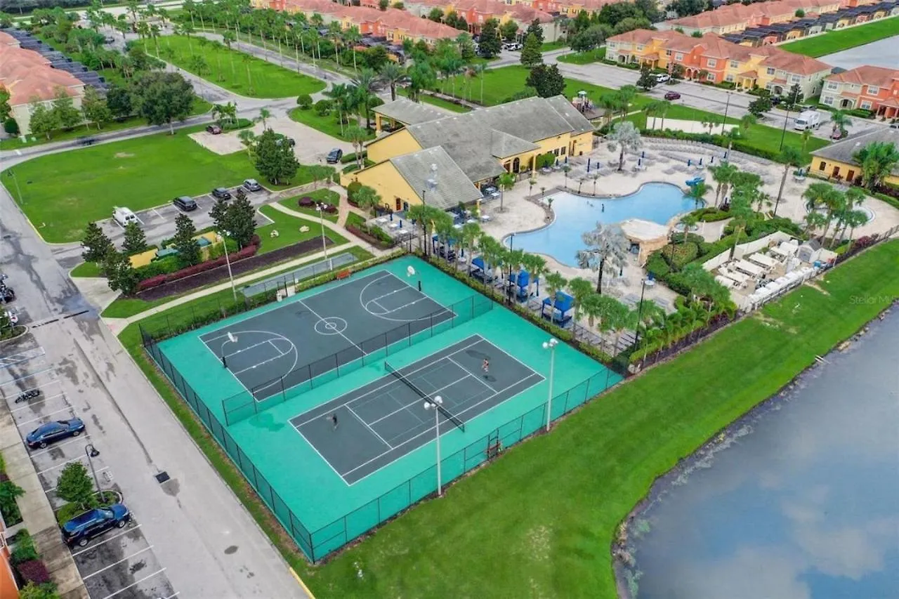 Orlando Area Vacation With Private Pool Holiday home