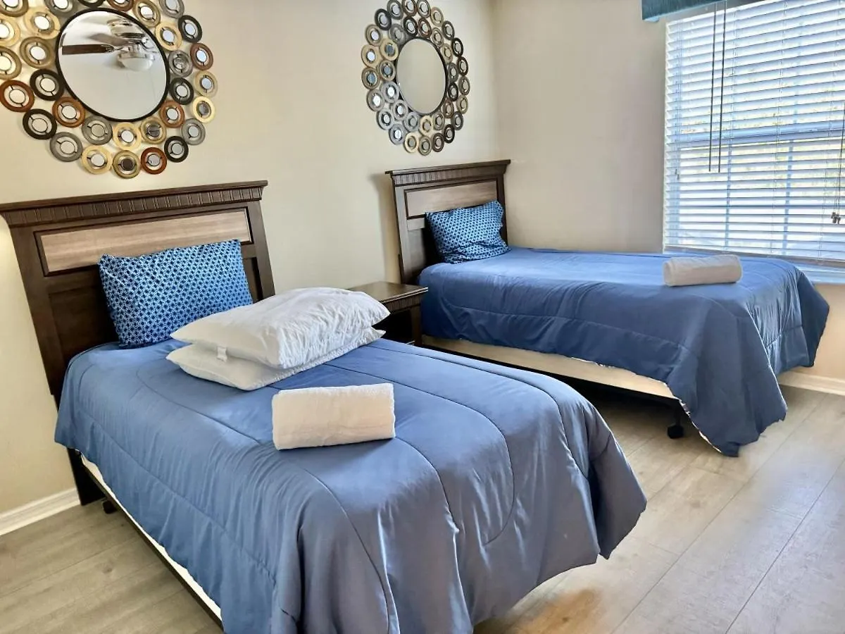 Orlando Area Vacation With Private Pool Holiday home *