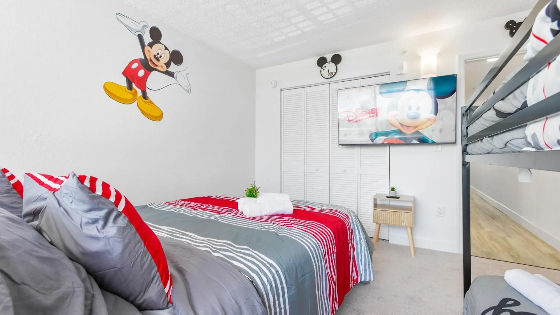 Apartment Mins From Gym Pool Parking Pet Friendly Kissimmee