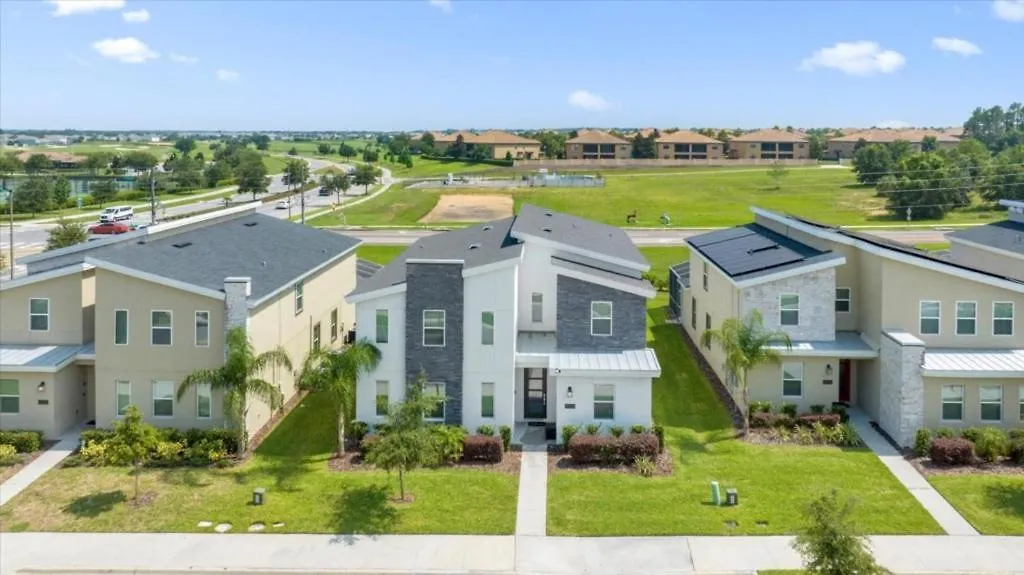 8 Bedrooms- 5 Bathrooms- Champions Gate 9004sh Holiday home Kissimmee