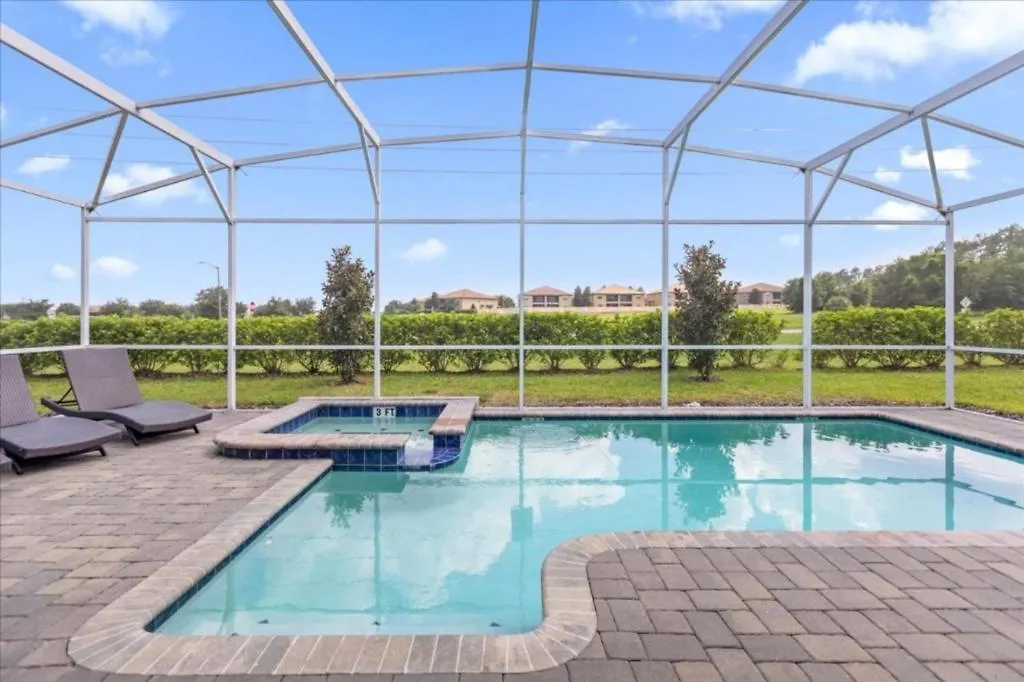 Holiday home 8 Bedrooms- 5 Bathrooms- Champions Gate 9004sh