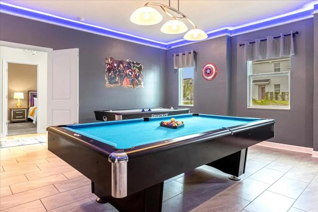 Holiday home 8 Bedrooms- 5 Bathrooms- Champions Gate 9004sh *