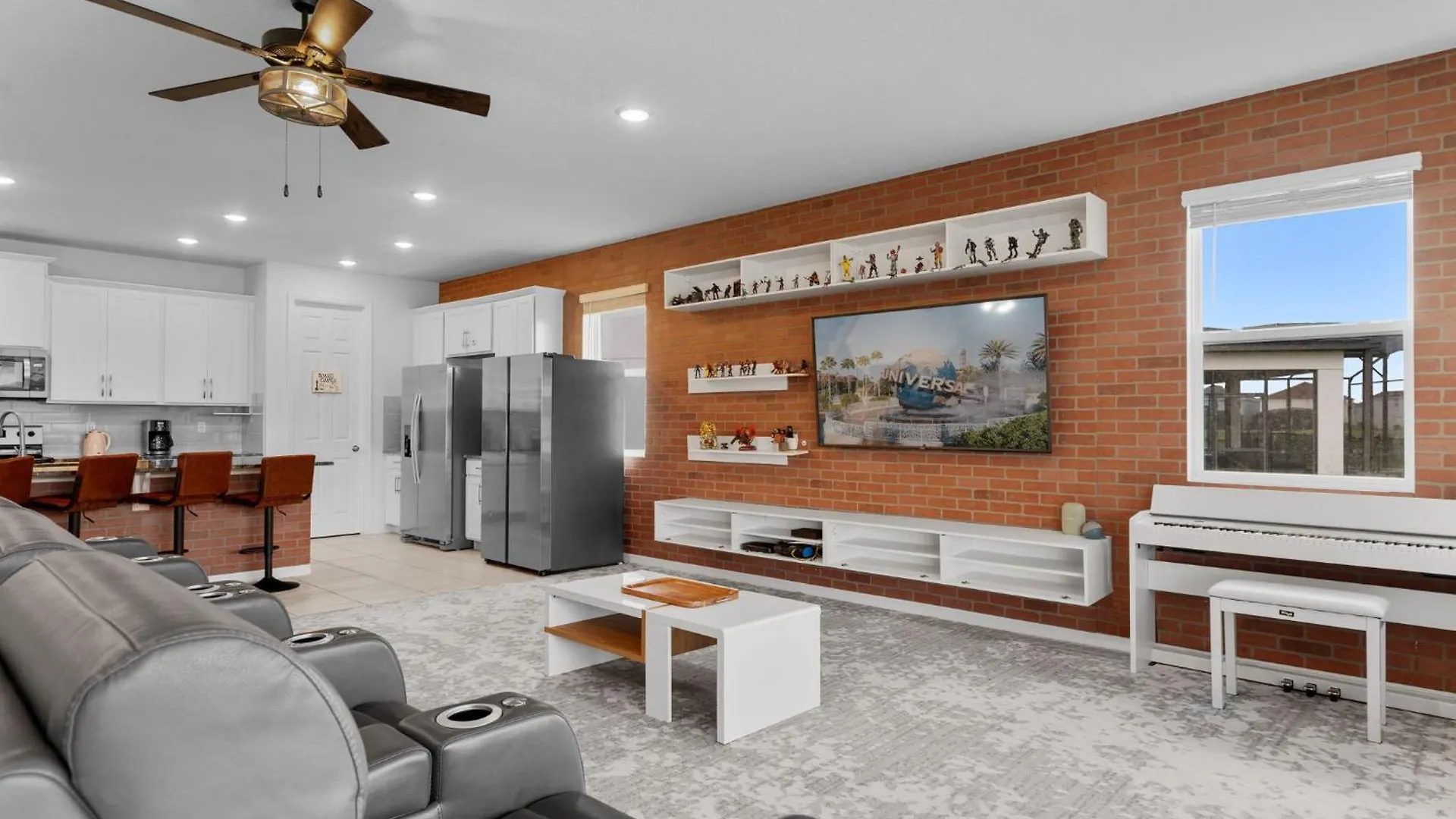 9 Bedrooms- 6,5 Bathrooms- Solara 8900 Th * Kissimmee