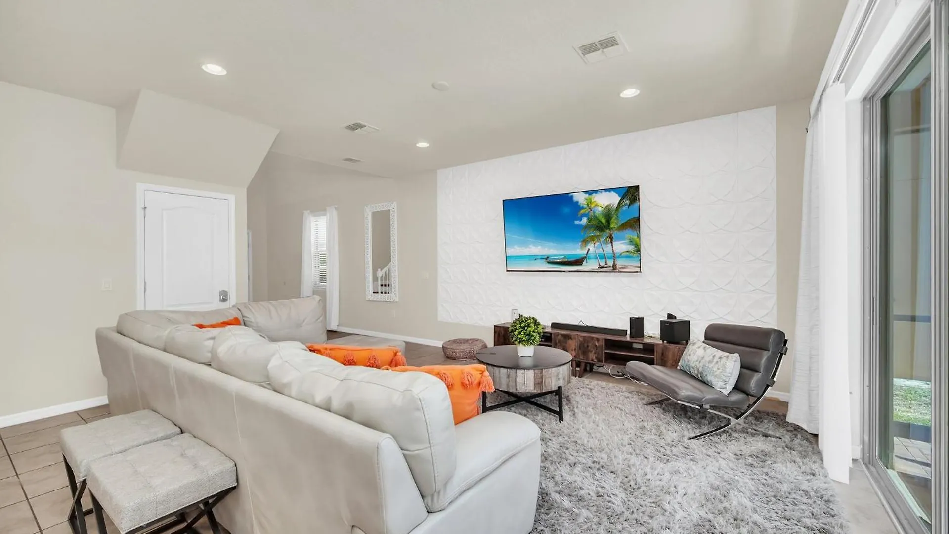 Holiday home 5-bd, Pool, Hot Tub, & More! Kissimmee