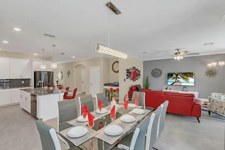 Family Friendly 6bd - Themed - Pool & 度假居 *