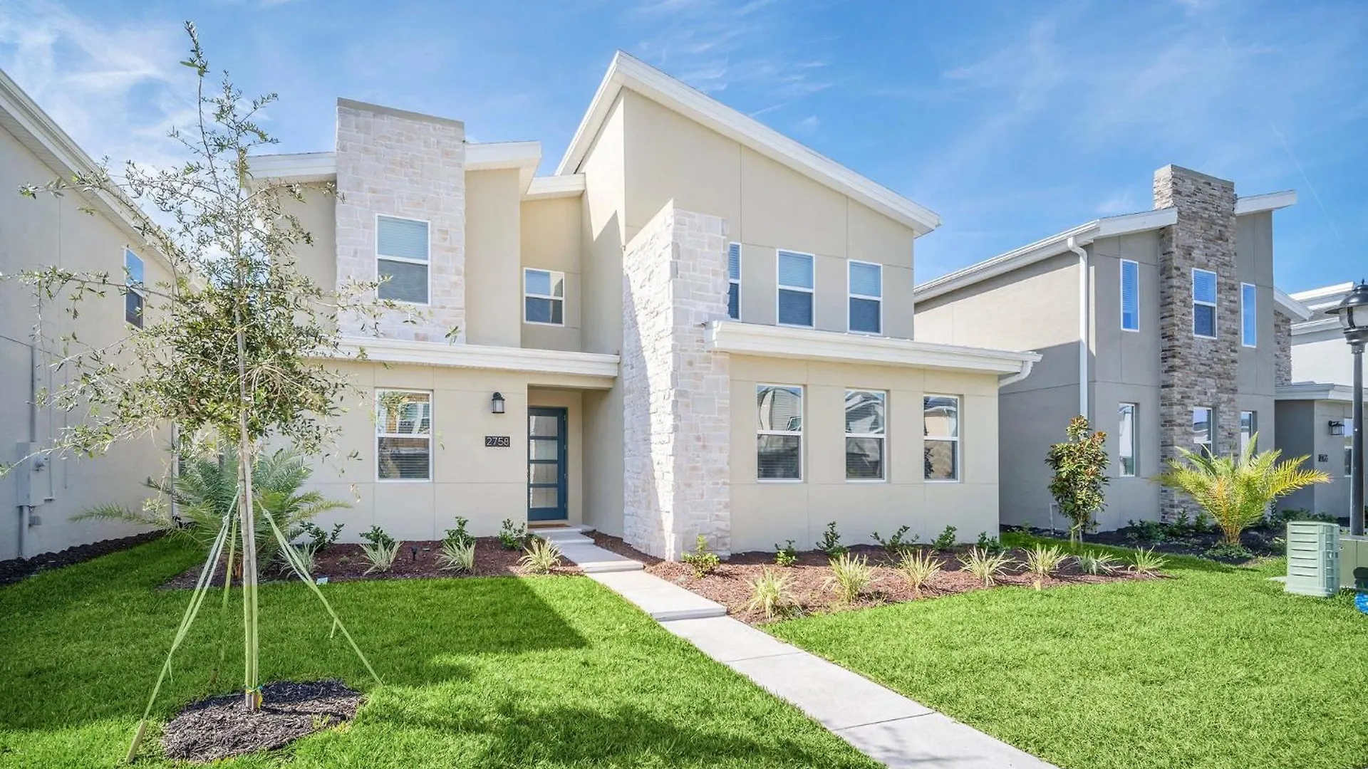 Brand New 6bd, Gameroom / Movie Theater And Pool Holiday home *