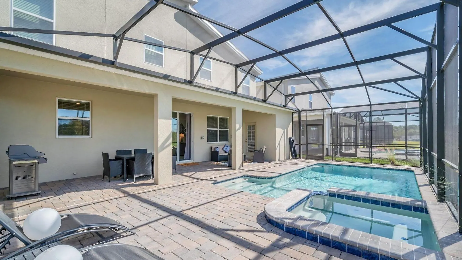 Brand New 6bd, Gameroom / Movie Theater And Pool Holiday home Kissimmee