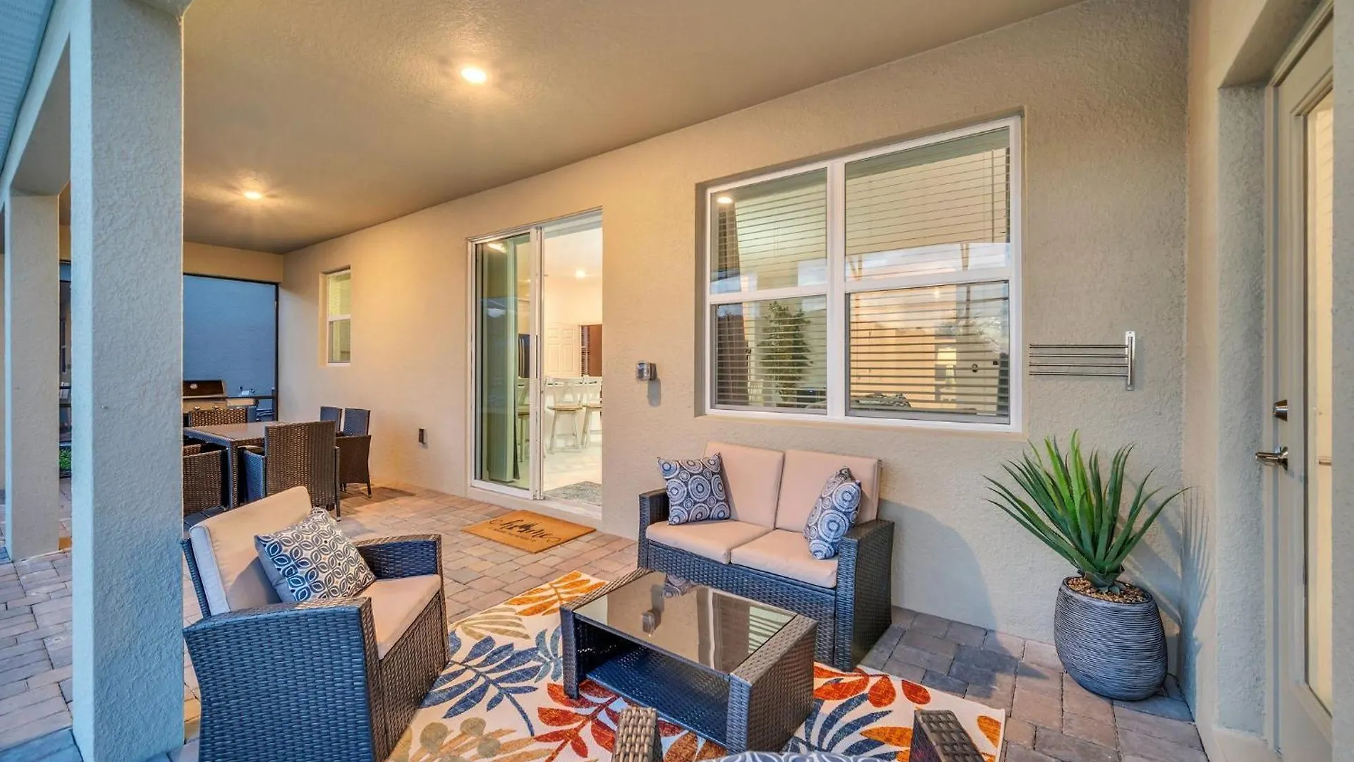 Brand New 6bd, Gameroom / Movie Theater And Pool *