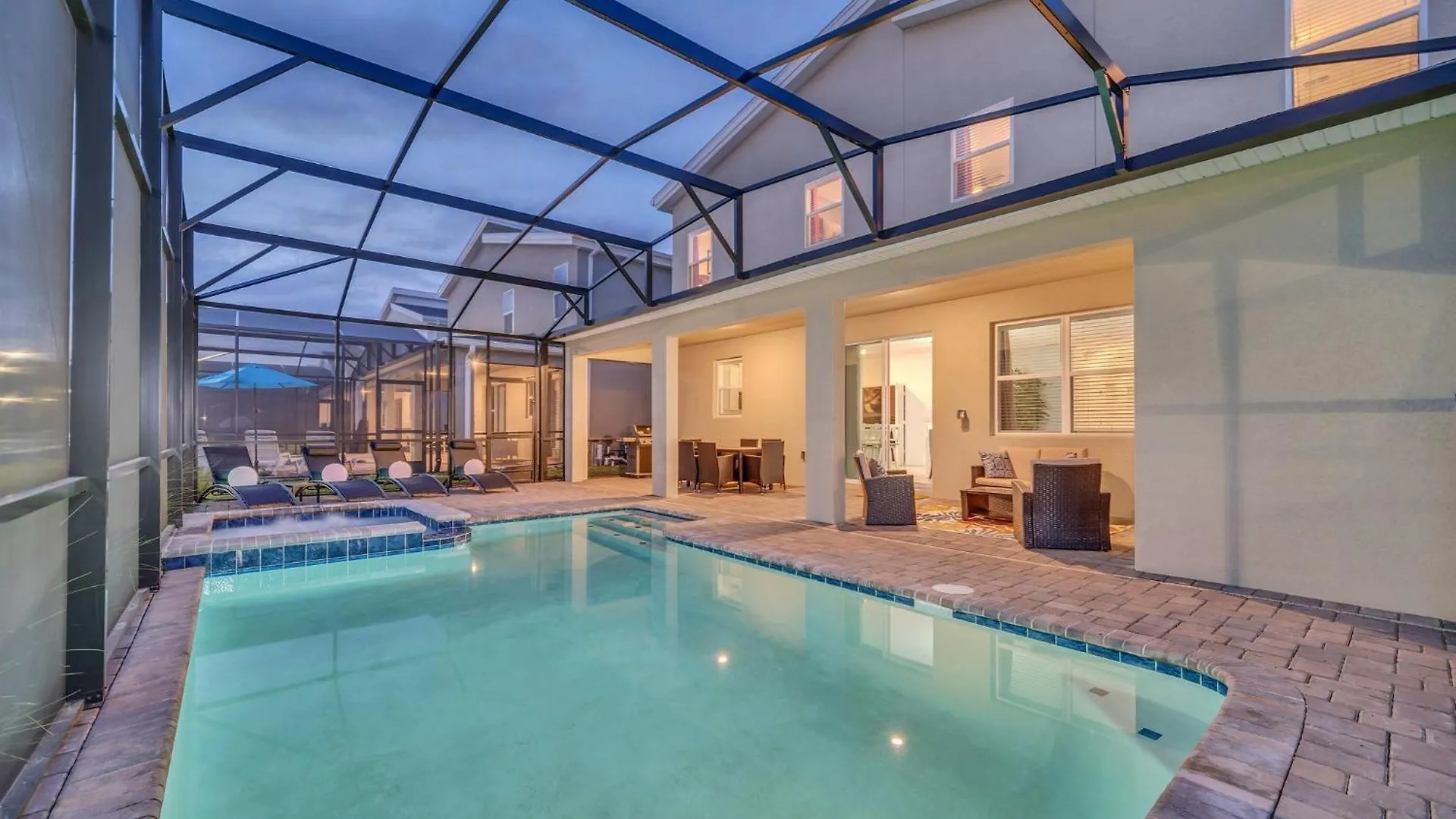 Brand New 6bd, Gameroom / Movie Theater And Pool Holiday home *