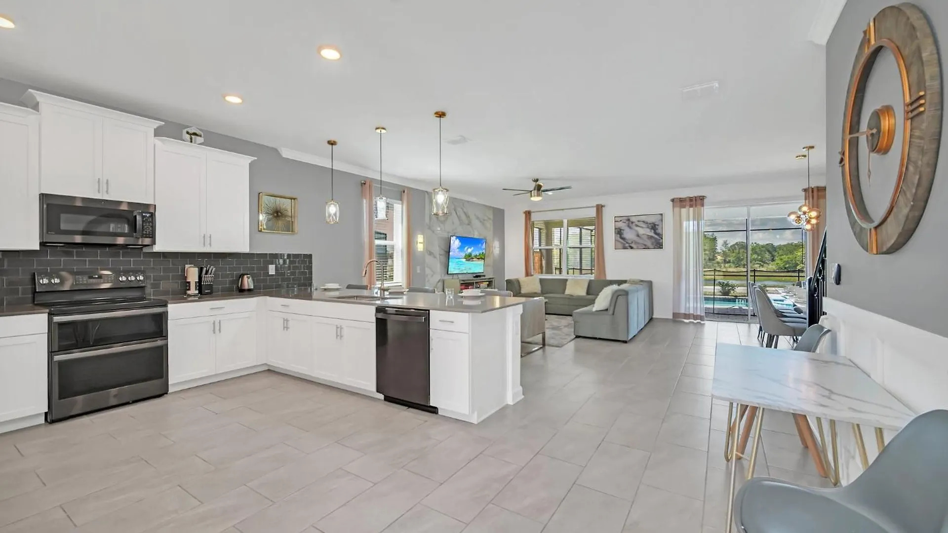 Perfect 9 Bed 5 Bath Home/games Room/ Private Pool Kissimmee