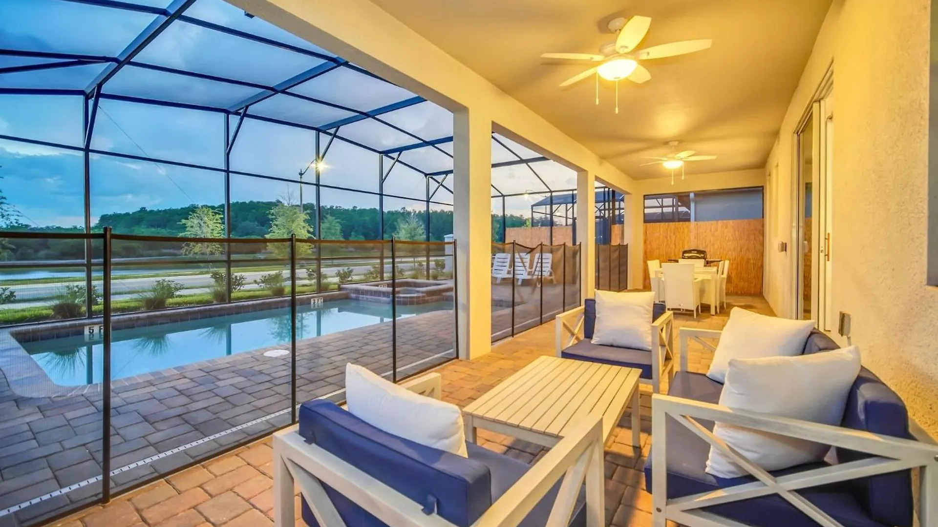 Perfect 9 Bed 5 Bath Home/games Room/ Private Pool Holiday home