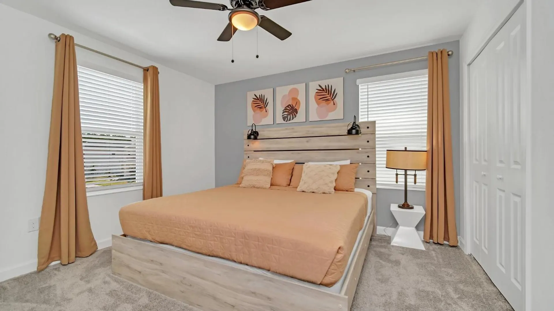 Perfect 9 Bed 5 Bath Home/games Room/ Private Pool Holiday home Kissimmee
