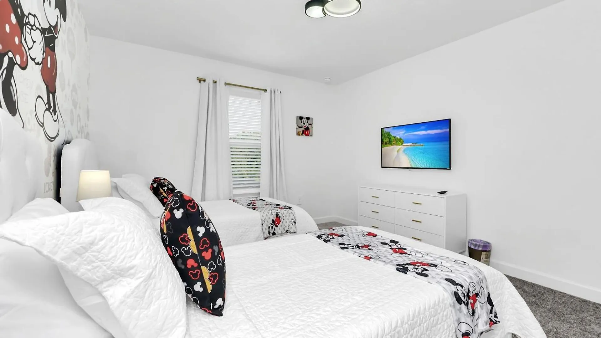 New In Storey * Kissimmee