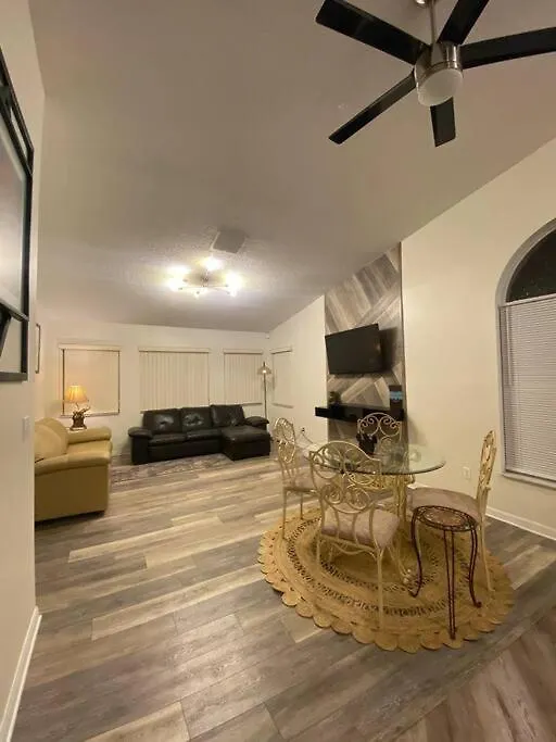 Casa A 3 Millas De *