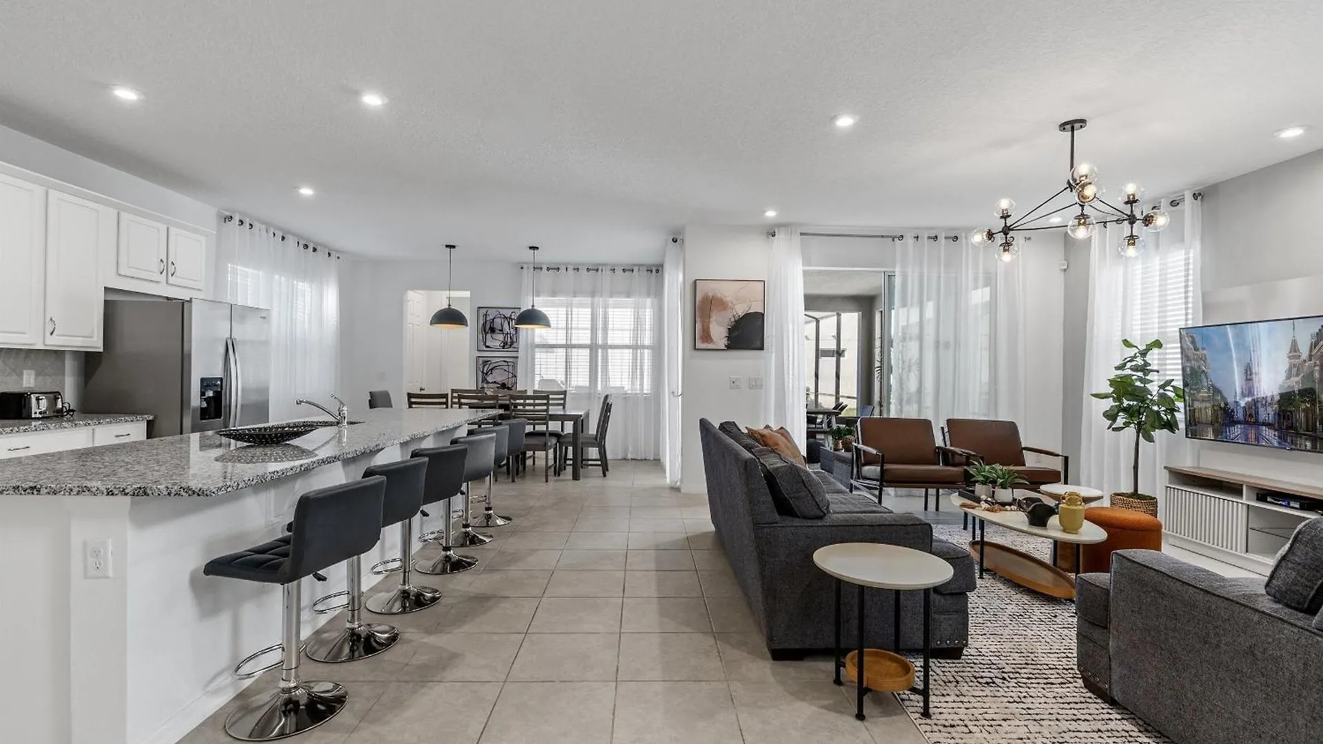 6br/5ba Luxurious With Private Pool *