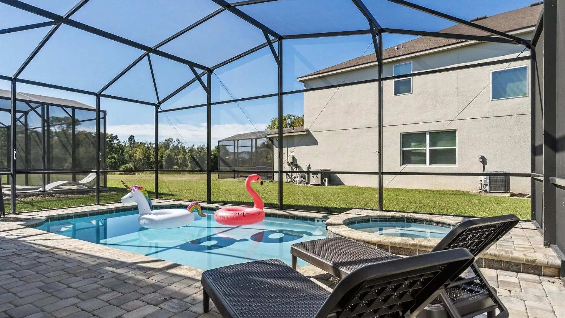 6br/5ba Luxurious With Private Pool Villa