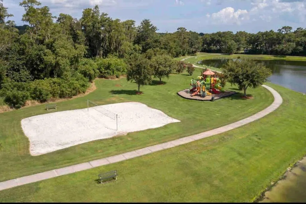 Townhome 10 Miles From Disney! *