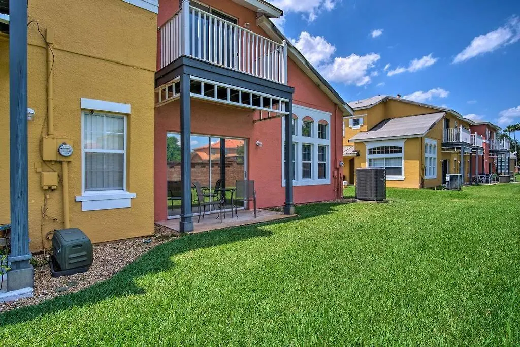 Townhome 10 Miles From Disney! Holiday home