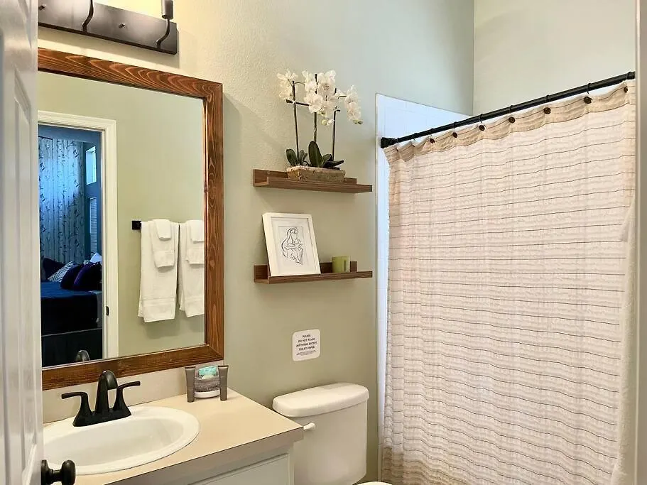 Townhome 10 Miles From Disney!