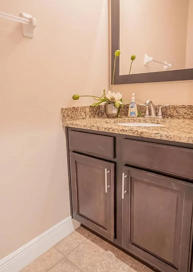 Spacious Townhome In Champions Gate *