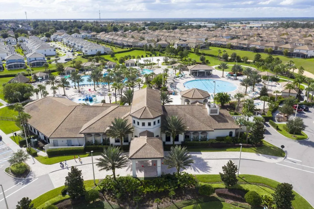 4-bedroom Townhome With Bbq Grill And Pool