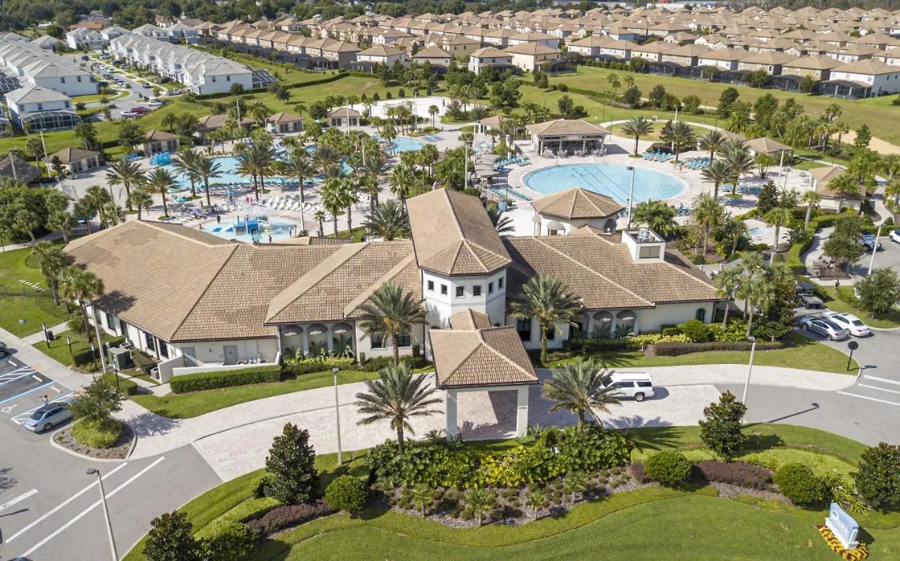 Holiday home 4-bedroom Townhome With Bbq Grill And Pool Kissimmee
