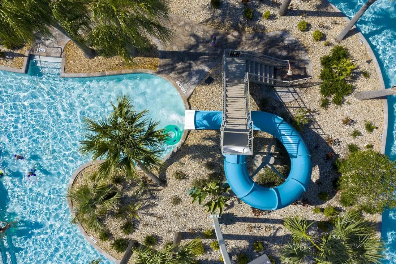 4-bedroom Townhome With Bbq Grill And Pool Holiday home