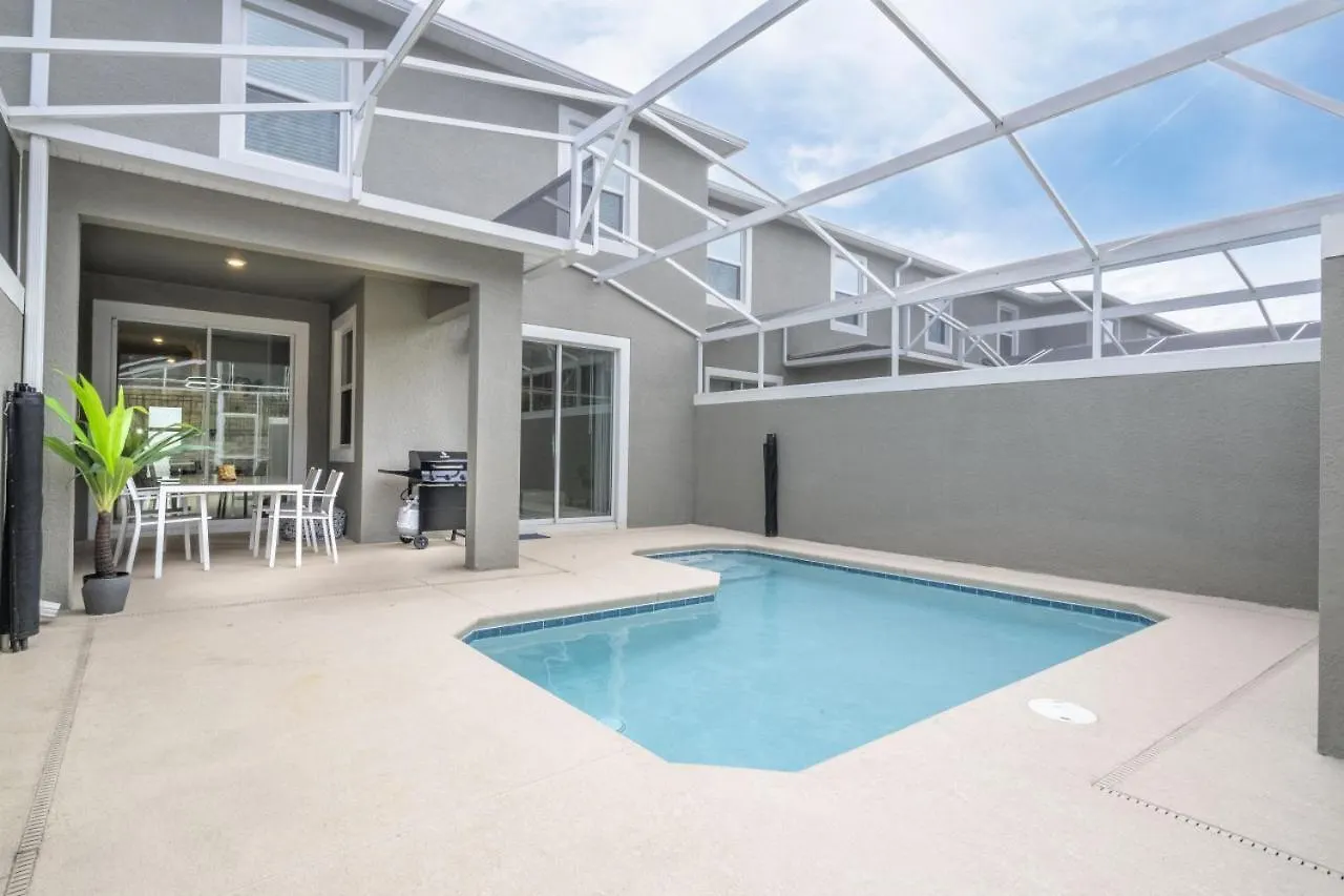 4-bedroom Townhome With Bbq Grill And Pool Holiday home Kissimmee
