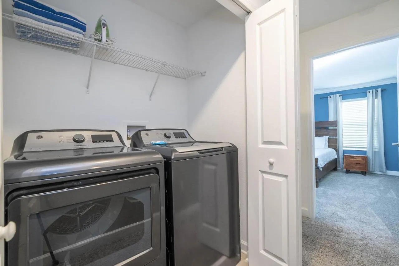4-bedroom Townhome With Bbq Grill And Pool Kissimmee
